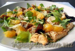 Салат с куриным филе и апельсинами